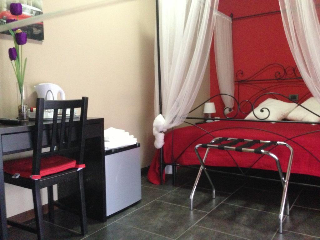 רו Residence Fiera Milano B&B חדר תמונה